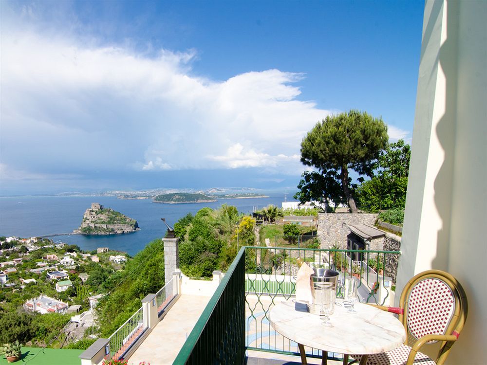 ホテル ラ カパニーナ イスキア島 エクステリア 写真